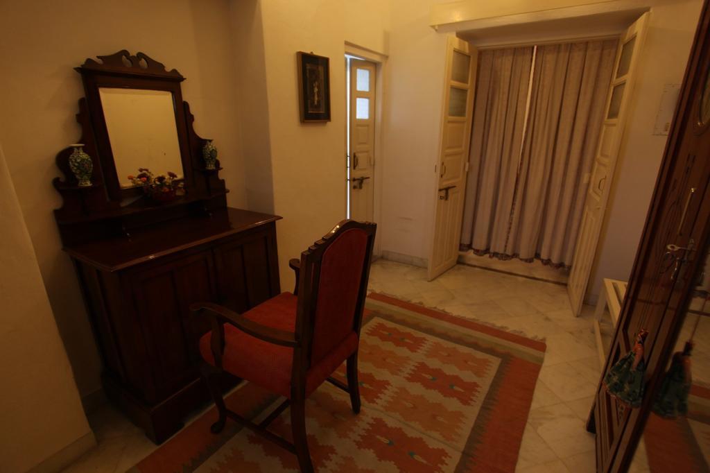 Loharu House Bed & Breakfast Jaipur Room photo