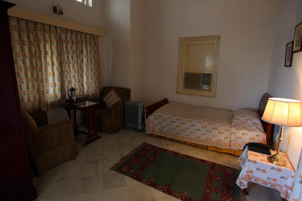 Loharu House Bed & Breakfast Jaipur Room photo
